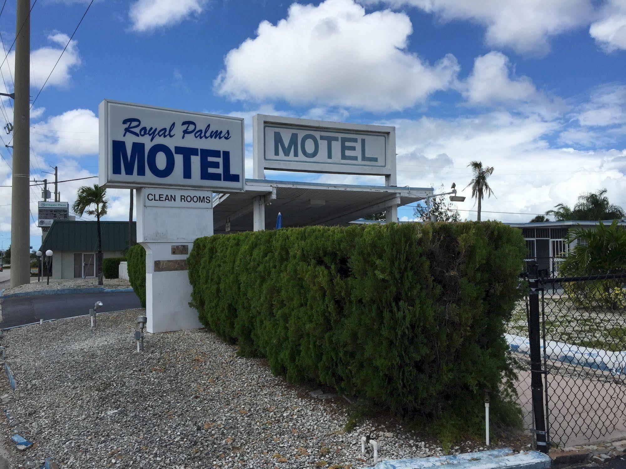 Royal Palms Motel Stuart Exterior photo